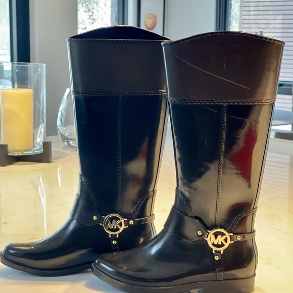 Michael Kors Rainboots - Size 8 - Picture 3 of 10